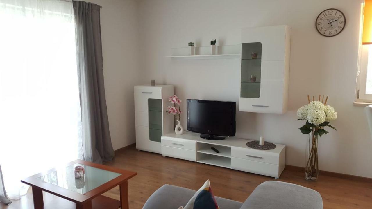Cozy Apartment With Sea View Kaštela Exterior foto